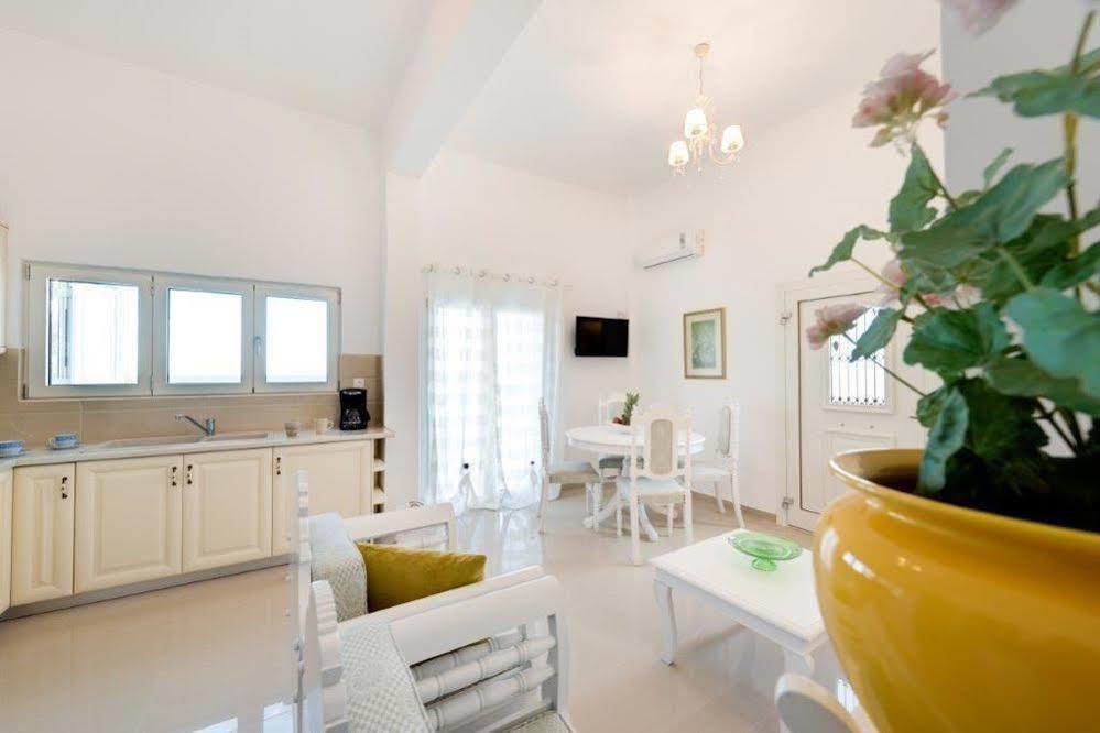 Queen Of Santorini Картерадос Екстериор снимка